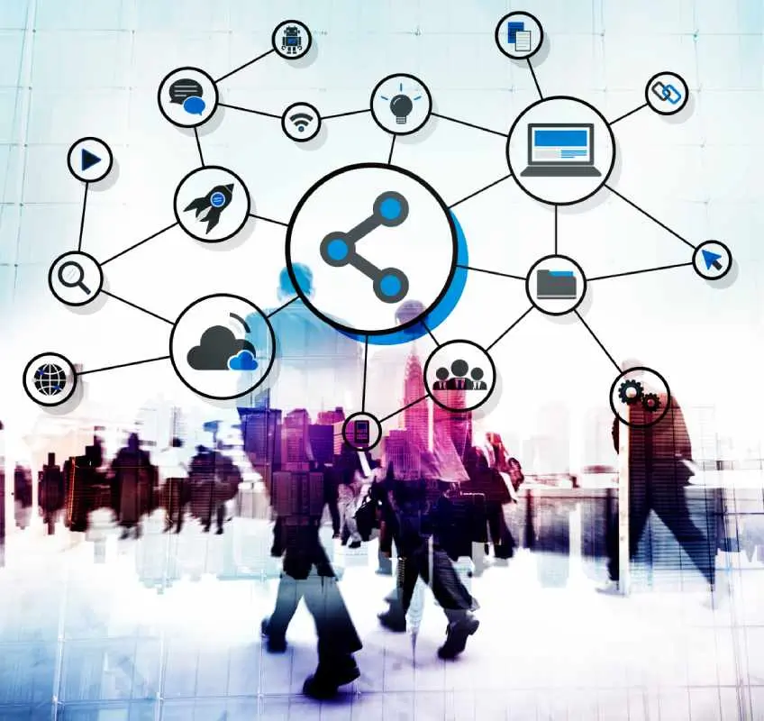 How to Grow With Decentralized Social Networks Today