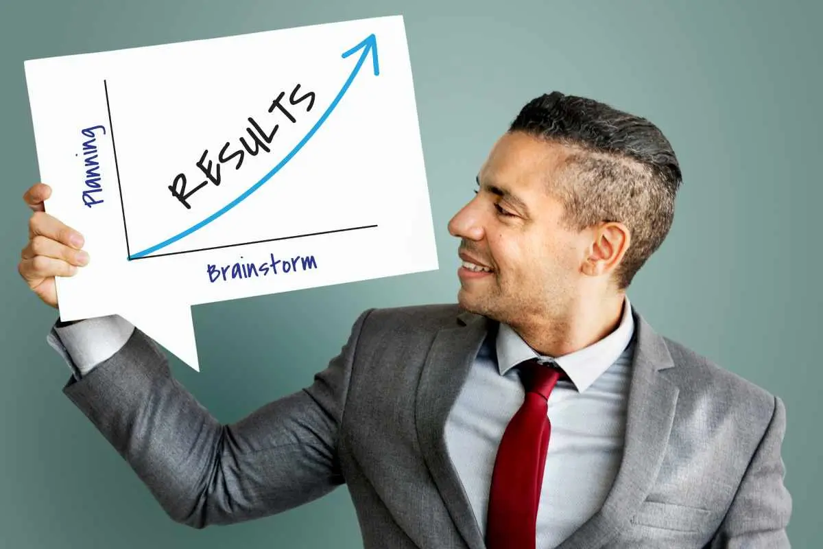 A man Simplifying Breakdown of Tokens and RWAs