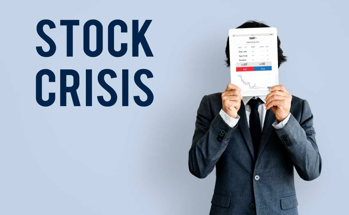 Expert holding crisis template held on Tokenomics industry