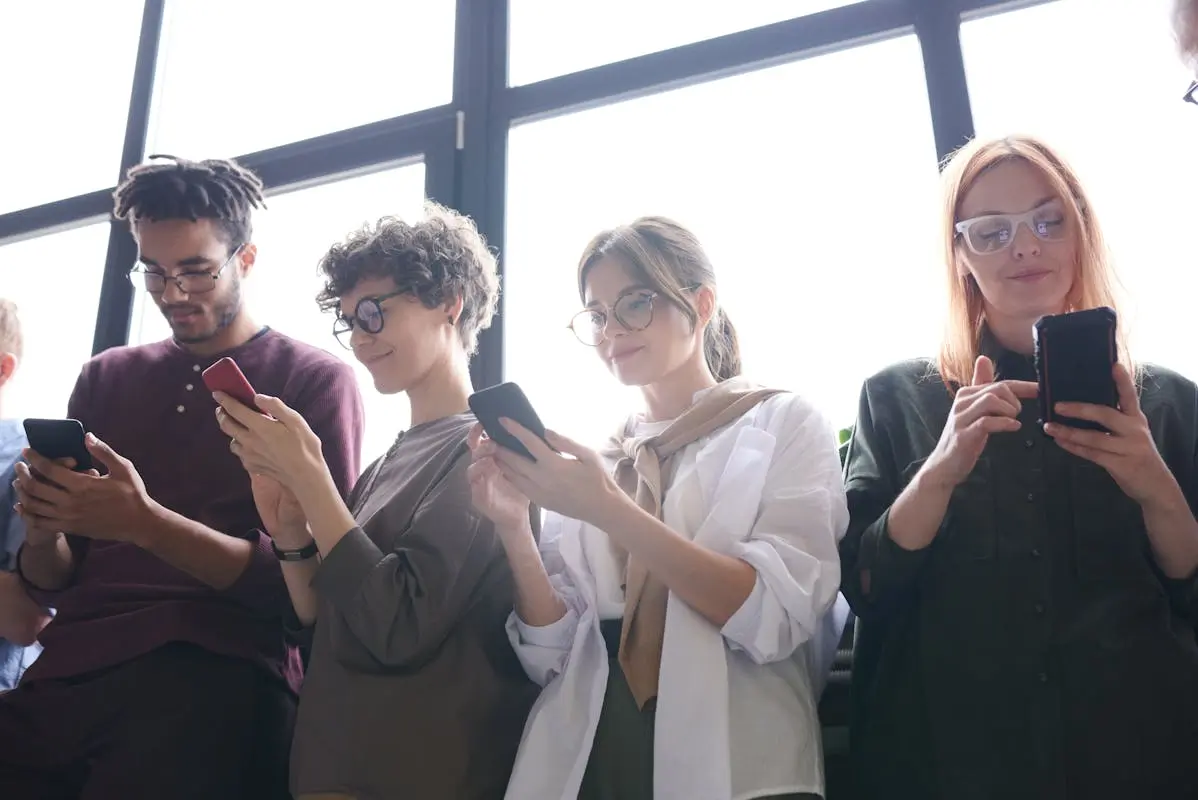 Photo Of People Using Smartphones on web3 App by fauxels on pexel.com