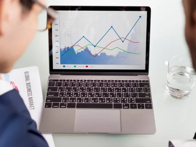 How to Use 10 On Chain Metrics VCs Love