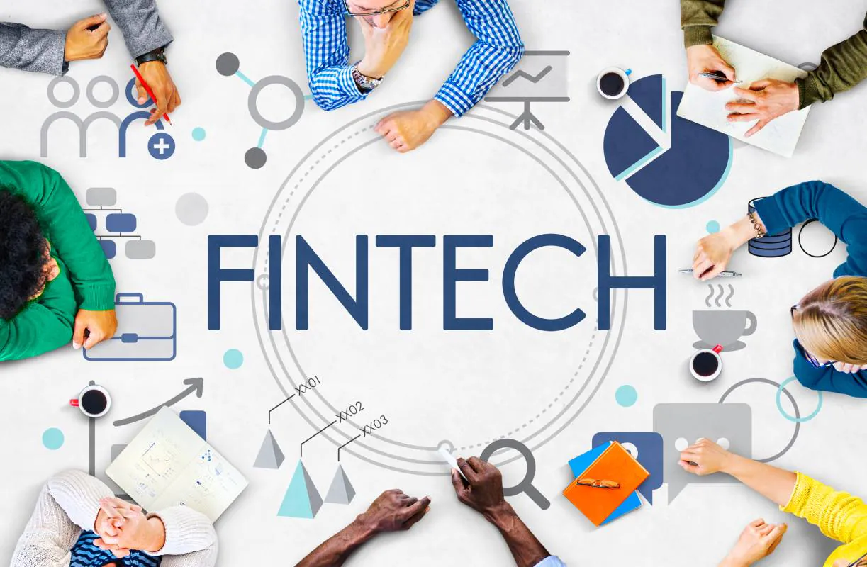 Team discussing how Web3 Fintech messaging is validated