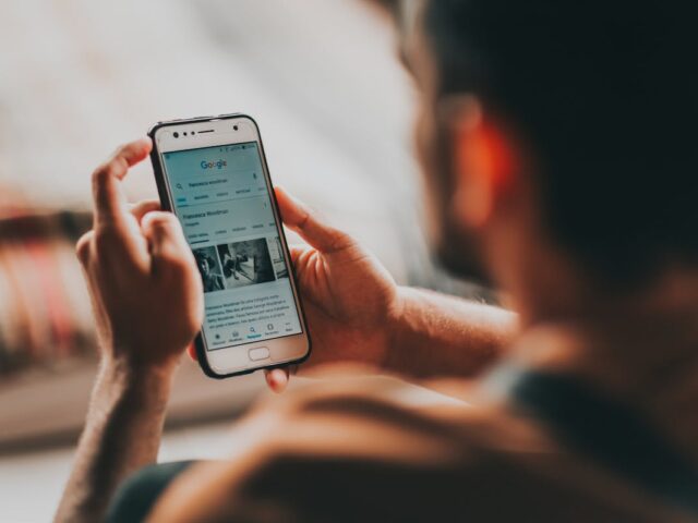 Search Everywhere Optimization: Why AI Visibility Comes From the Internet Talking About You