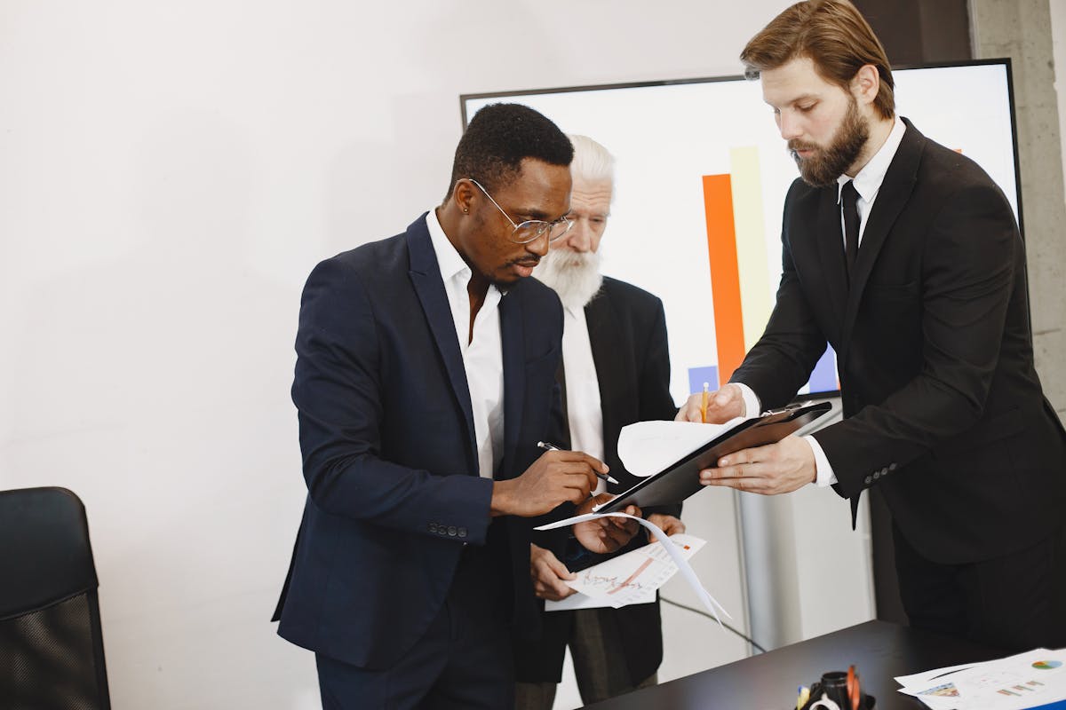 An image showing web3 team discussing how Smart Contract Does to Your Wallet by Gustavo Fring