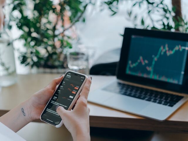 How to build a diversified crypto portfolio with $500 low-risk strategy