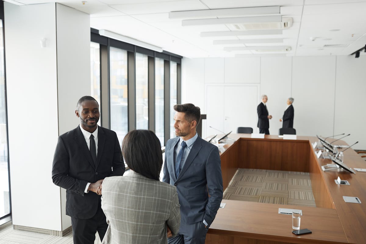 An image of web3 team discussing Crypto Swap Price Changes by Werner Pfennig