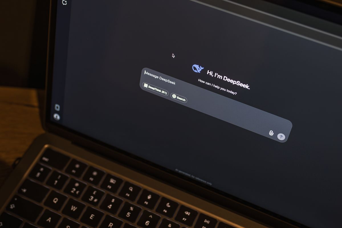 An image showing AI search engine featuring crypto and DeFi sites by Matheus Bertelli