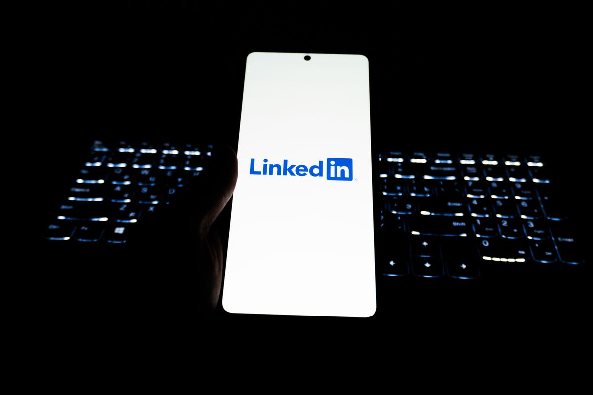 An image showing linkedin app on web3 expert phone by Zulfugar Karimov