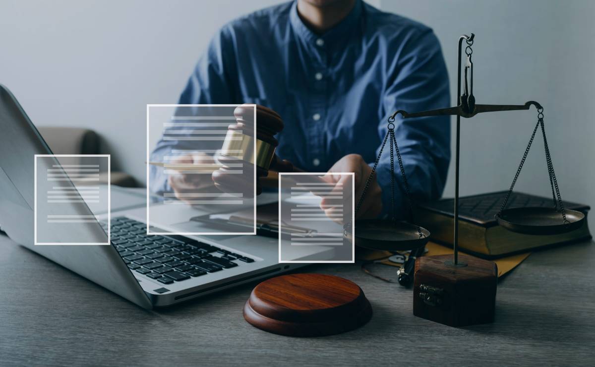 An image showing Fintech Founders Turns MiCA Compliance Into a LinkedIn Advantage